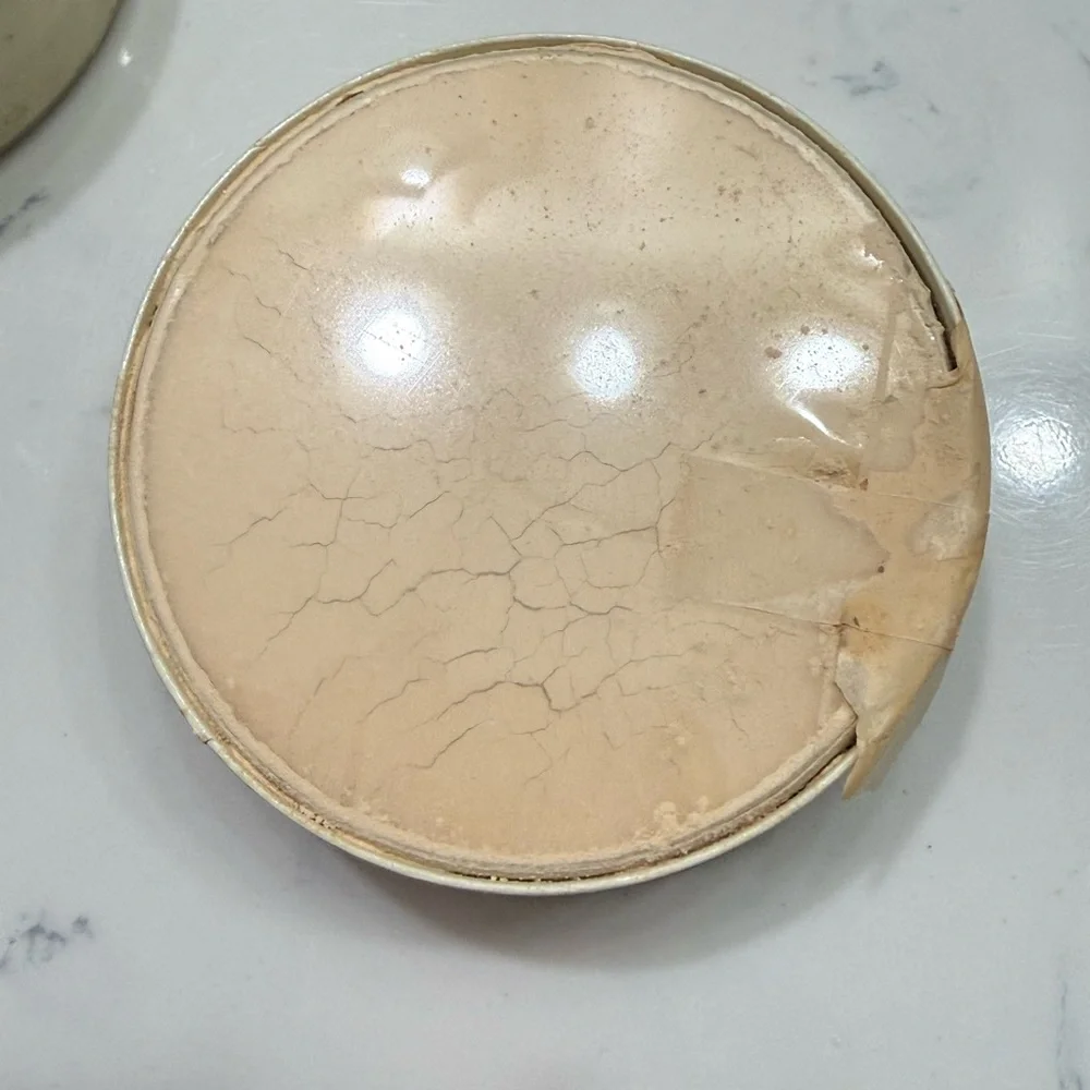 Rare Vintage Almay Face Powder